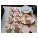 40 Pcs Melmac Dinnerware, Royalon
