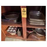 Contents Of Cabinet - Bakeware