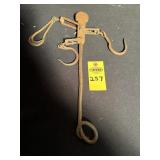 Antique Cast Iron Tobacco/ Cotton Scale