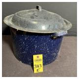 Enamelware Canner W/ Rack