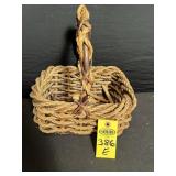 Vtg Basket Of Wooden Clothes Pins