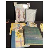 Photo Albums & Picture Frames