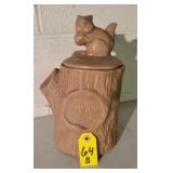 Mccoy Cookie Jar - Cookie Log W/ Squirrel