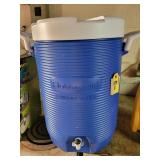 Rubbermaid Waiter Cooler