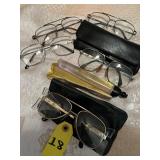Reading Glasses & Magnifier