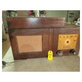 Vintage Truetone Radio