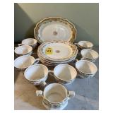 18 Pcs Mt Clemens Pottery " Mildred" Ca 1920-30