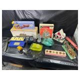 ONLINE AUCTION WESTMORELAND GLASS TOYS GUNS & MORE