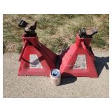 2 Jack Stands