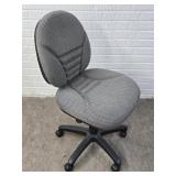 Nice Rolling Office Chair