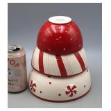 Nesting Christmas Bowls