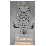 Owl Matel With Hooks