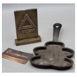 1981 Secundum Artem Tinactin Paperweight