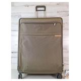 Briggs & Riley suitcase - very nice