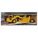 ERTL Replica John Deere 1:16 Die\cast Scraper