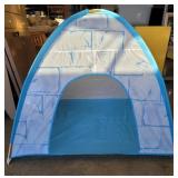 Kids Play Igloo