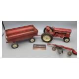 ERTL International Tractor Wagon & Plow - Plow has