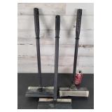 3 Squeegees