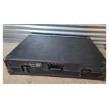 Sunn Large Travel Case 27'T 38.5'W 8'D