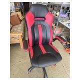 Leather Office/Gaming Chair - some wear on arms