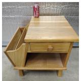 Ranch Oak End Table 20'T 21'W 21'D