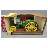John Deere 1915 Model R Waterloo Boy Tractor 1/16