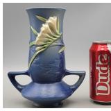 Roseville Pottery Vase Has a chip