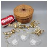 Woven Grass Basket,8 Window Ornaments