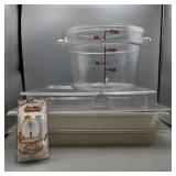 Rubbermaid Two  8qt. 4.13qt  2.5qt & 12qt
