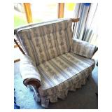 Loveseat 43Wx36D