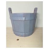 Wood bucket, 11' across