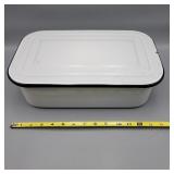 Enamelware refrigerator storage box, with lid