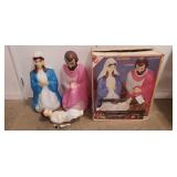 Illuminated Nativity Figures w/ Original Box