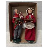 (2) Byerï¿½s Choice Carolers