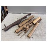 Wooden Arrows & Crossbow Type Weapon