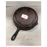 Unknown 9in Cast Iron Skillet