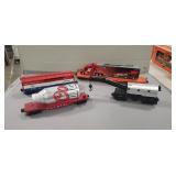 (4) Lionel Model Train Cars (Review Photos)