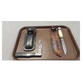 (2) Ka-Bar Knives w/ Leather Sheath/Case