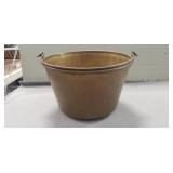 (1) Vintage Brass Pale