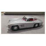 (1) Burago Mercedes 300 SL Replica