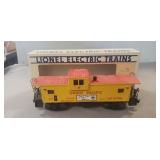 (1) Lionel Model Train Caboose w/ Box