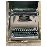 Vtg Smith Corona Typewriter