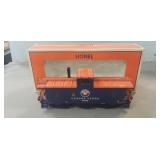(1) Lionel Model Train Caboose w/ Box