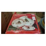 (16) Piece Procelain Dinner Set