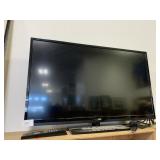 JVC 36in TV w/Remote
