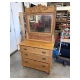 Vtg Oak Dresser w/Mirror