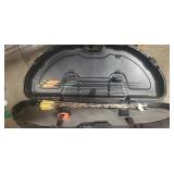 Hard Sided Bow Case w/ (9) Assorted Arrows