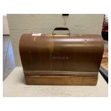 Vtg Singer Sewing Machine