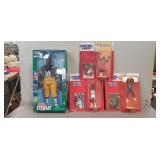 Tray Of Assorted Sports Collector Figurines Tray Of Assorted Sports Collector Figurines