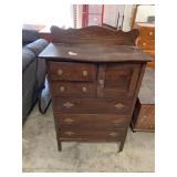 Vintage Solid Wood Dresser Vintage Solid Wood Dresser